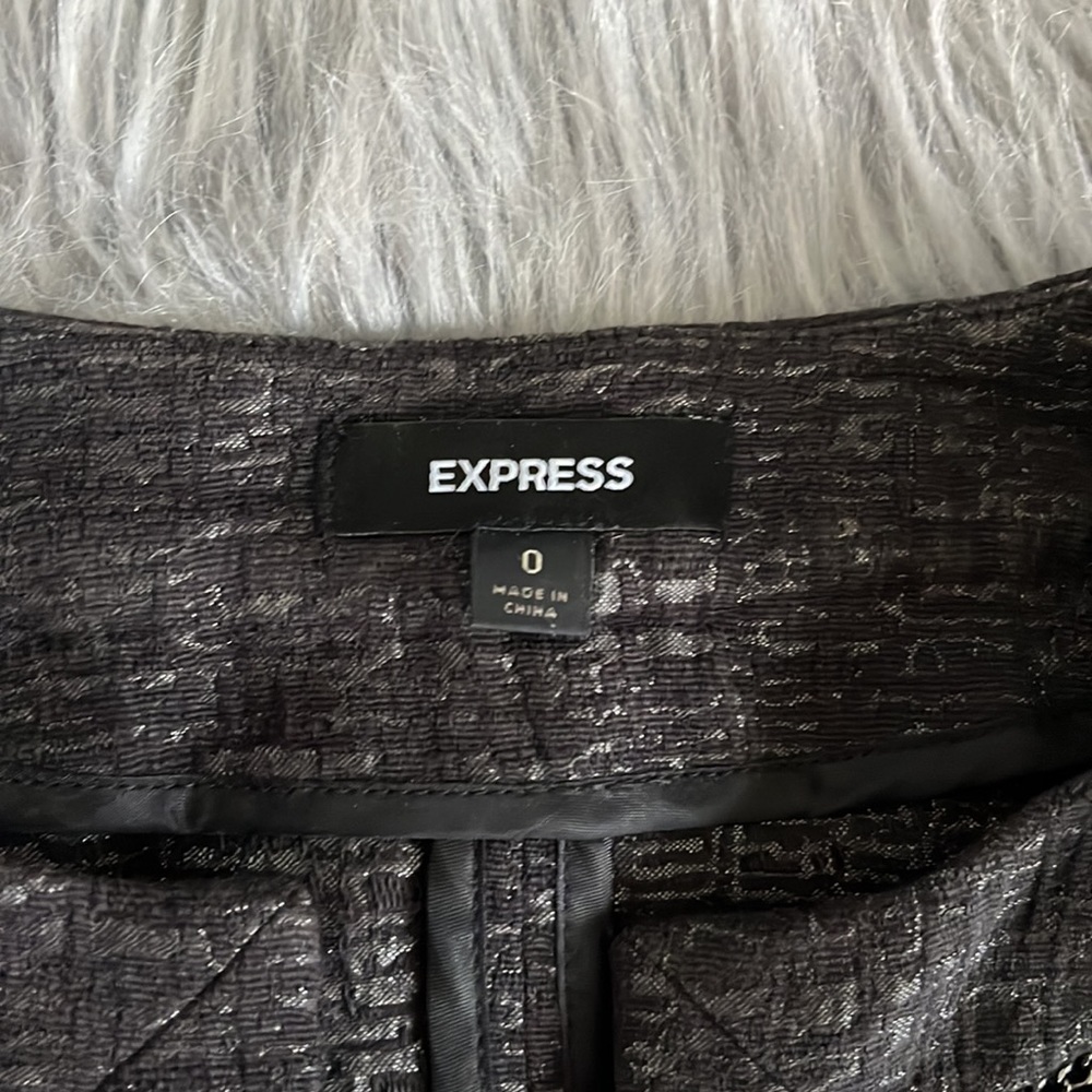 Express Blazer - Picture 3 of 4